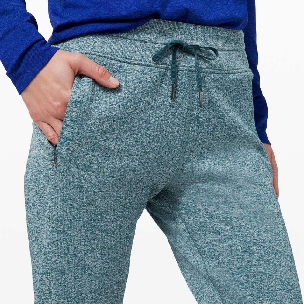 Lululemon Engineered Warmth Jogger Submarine / White - Picture 4 of 11